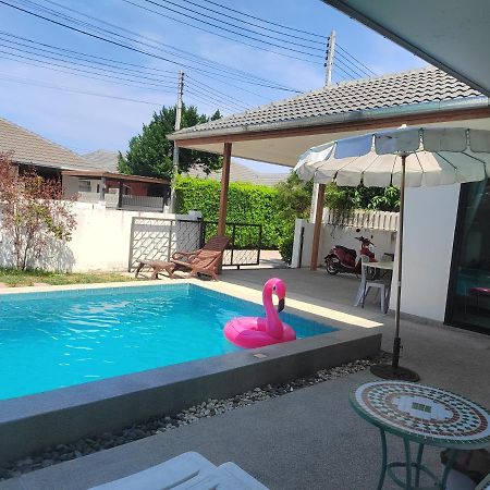 E Villa , Private Pool Villa For Your Family ホアヒン郡 エクステリア 写真