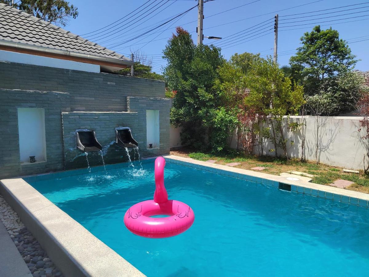 E Villa , Private Pool Villa For Your Family ホアヒン郡 エクステリア 写真