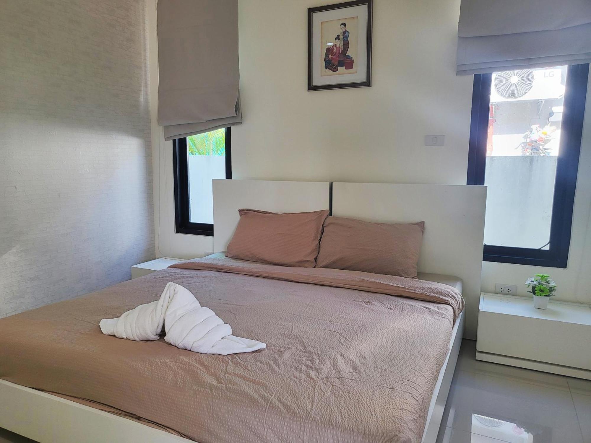 E Villa , Private Pool Villa For Your Family ホアヒン郡 エクステリア 写真